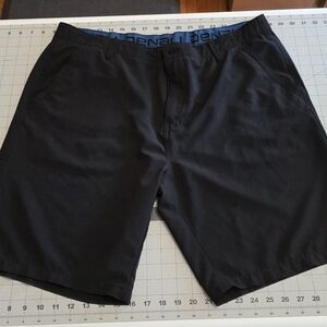 Denali Men's Golf Shorts